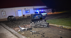 FOTO Mrtav pijan se zabio BMW-om u parkirani auto u Međimurju