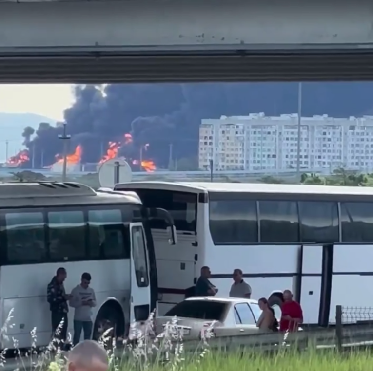 VIDEO Masovni bijeg s Krima. "Bože, zašto sam ovdje. Želim natrag u Moskvu"
