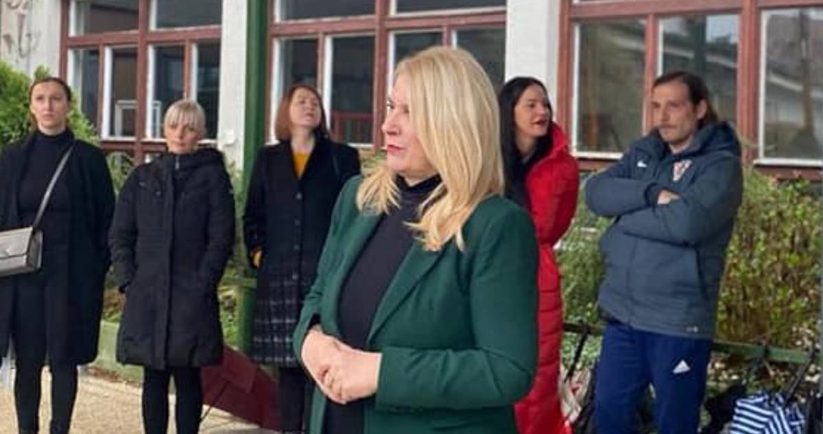 Škare-Ožbolt obišla školu oštećenu u potresu: Ovdje ima još mnogo problema