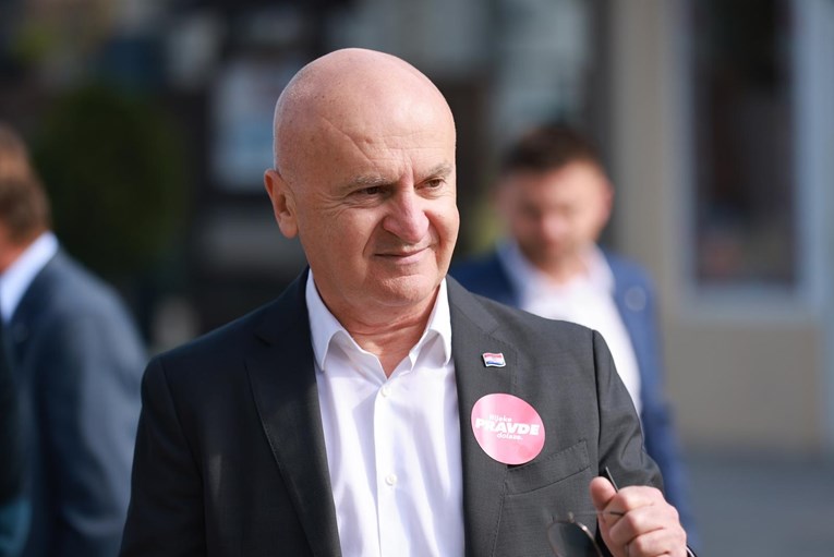 Fred Matić: Ljudi u Slavoniji noću plaču, a danju glasaju za HDZ