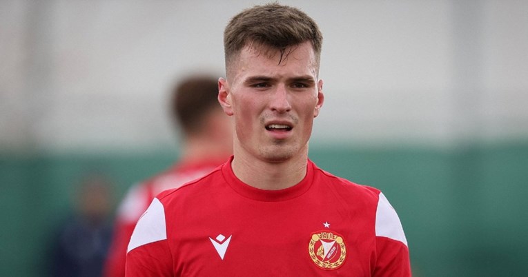 Lokomotiva dovela napadača koji nije zabio 459 dana