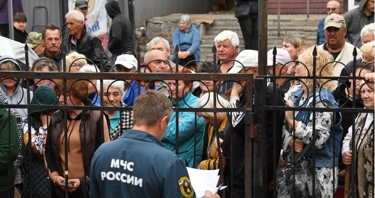 Rusi evakuiraju žene i djecu iz važnog grada na istoku, bježe od ukrajinskog napada