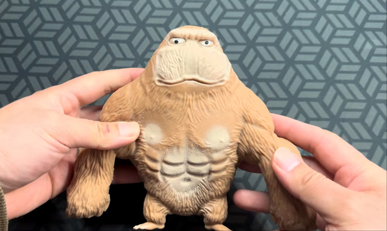 Müller povlači dječju igračku "Stretch Gorilla" zbog azbesta