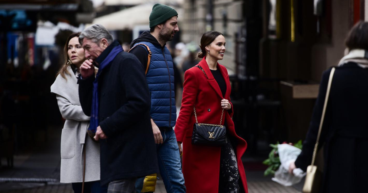 FOTO Franka Batelić i Vedran Ćorluka prošetali centrom Zagreba, društvo im pravio sin