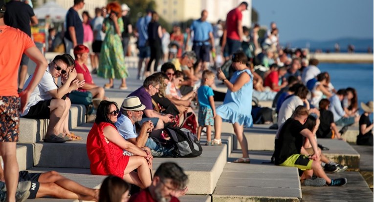 Broj turističkih noćenja u srpnju pao za 1% u odnosu na lani