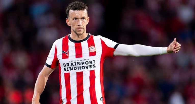 VIDEO Poslušajte ovacije Perišiću na krcatom stadionu nizozemskog prvaka