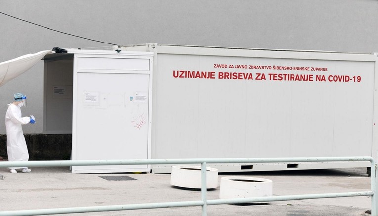 Stožer: Imamo 692 nova slučaja zaraze koronom, umrlo 12 osoba