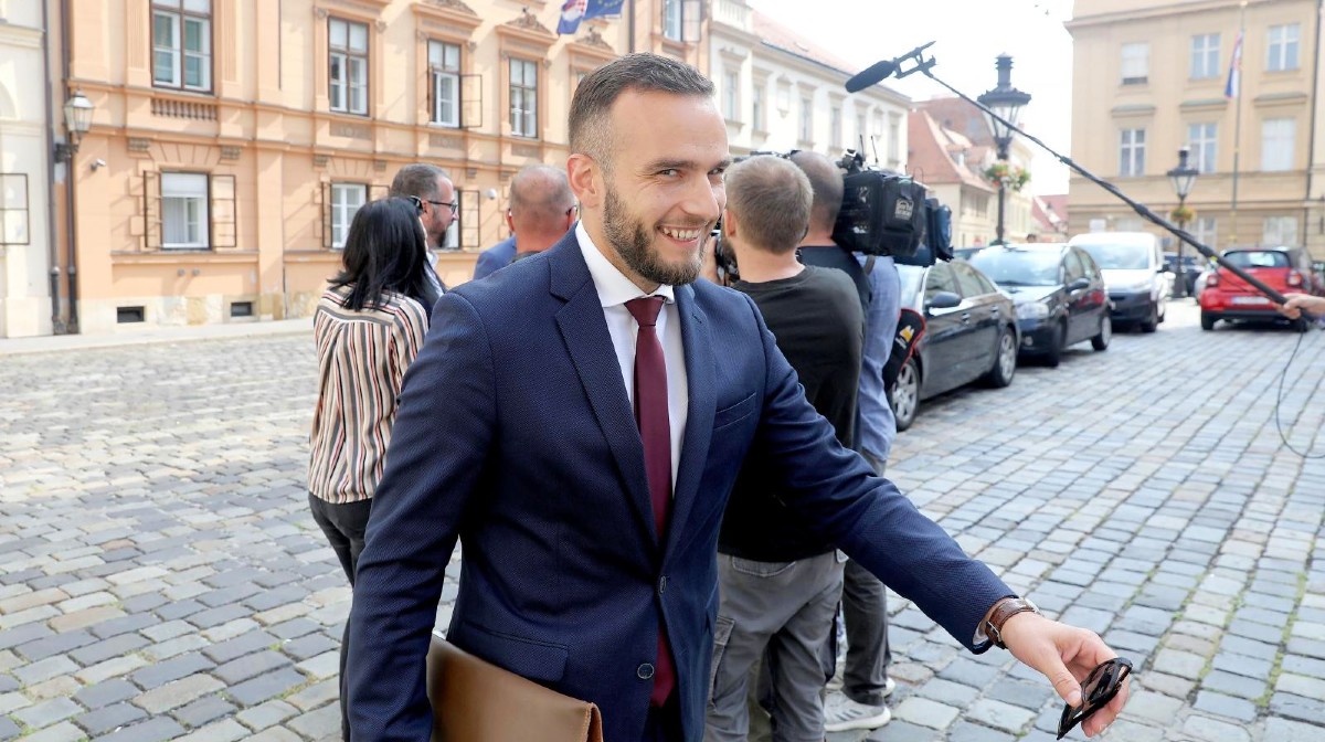 Aladrović: Nastavit ćemo mjere za određene segmente gospodarstva