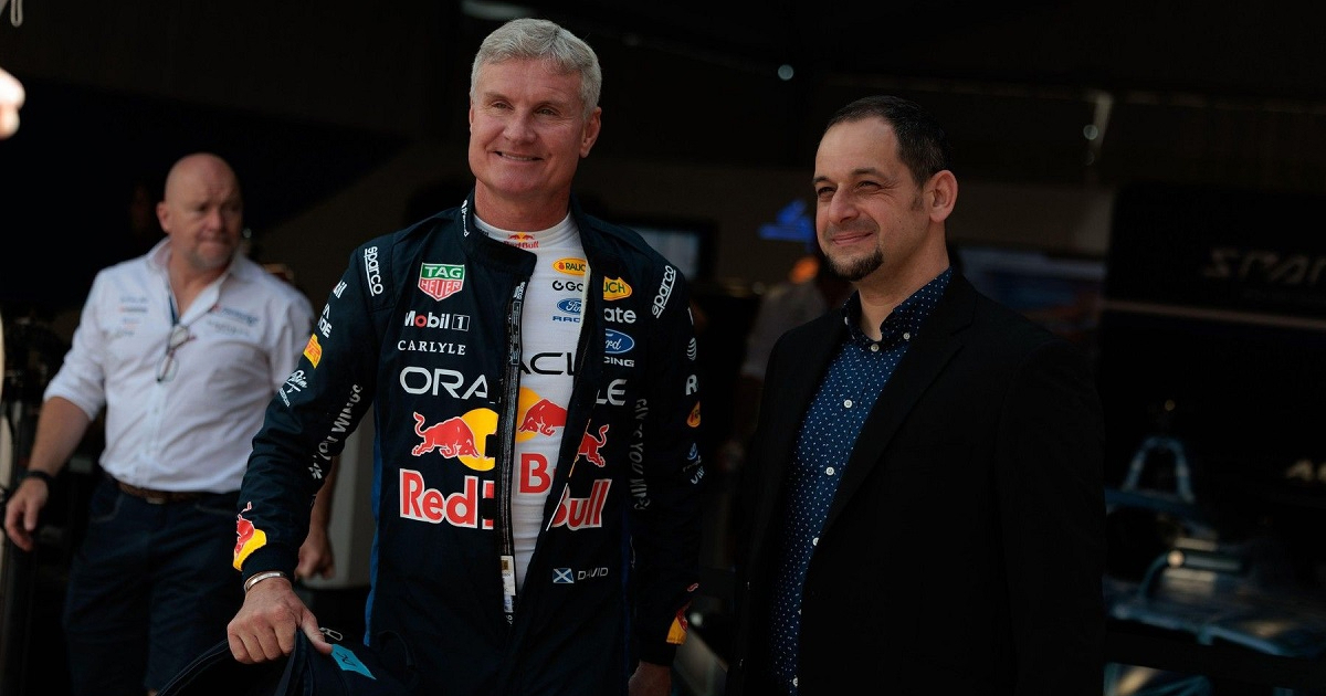 Treba se ženiti, a uhvaćen s dvije ljepotice: Legenda formule pila 13 sati