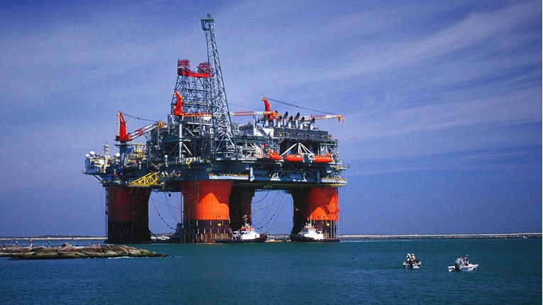 Cijene nafte prešle 42 dolara, trgovci ohrabreni vijestima iz Kine