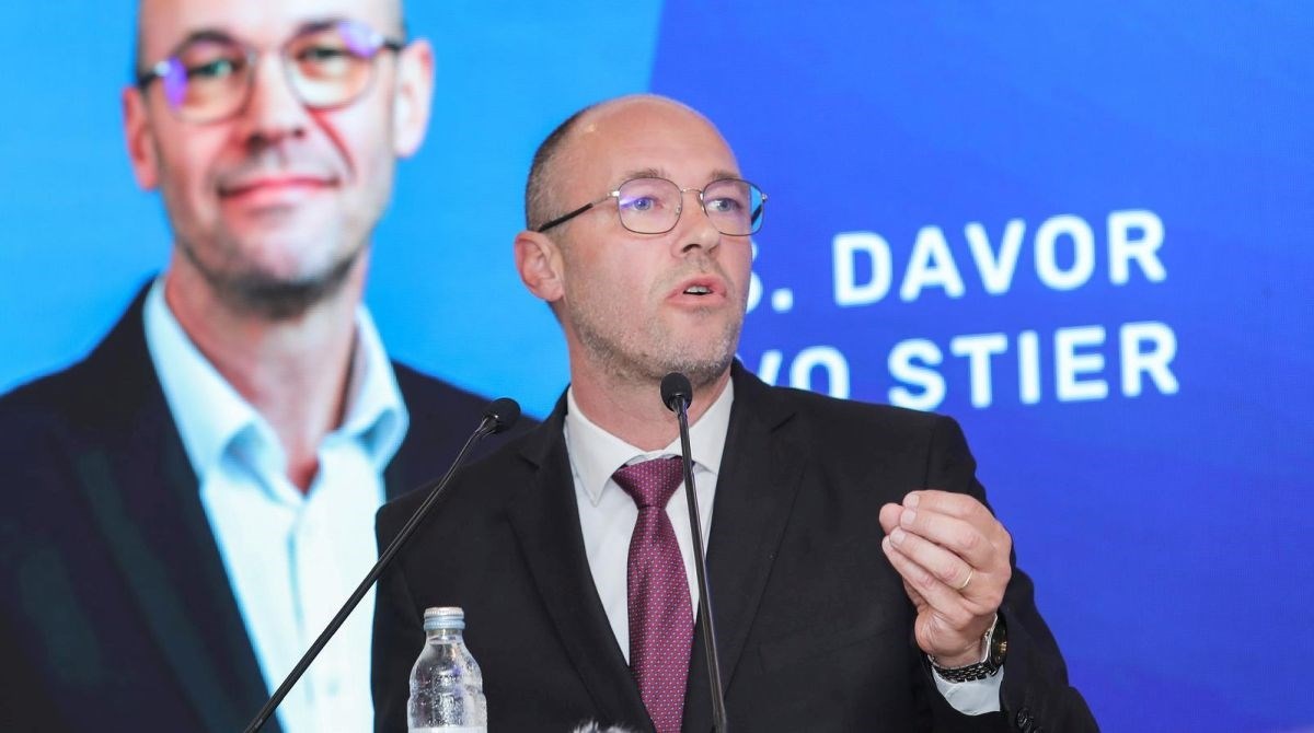 Stier: Ako Ukrajina usred rata može napredovati na putu prema EU, BiH nema izgovora