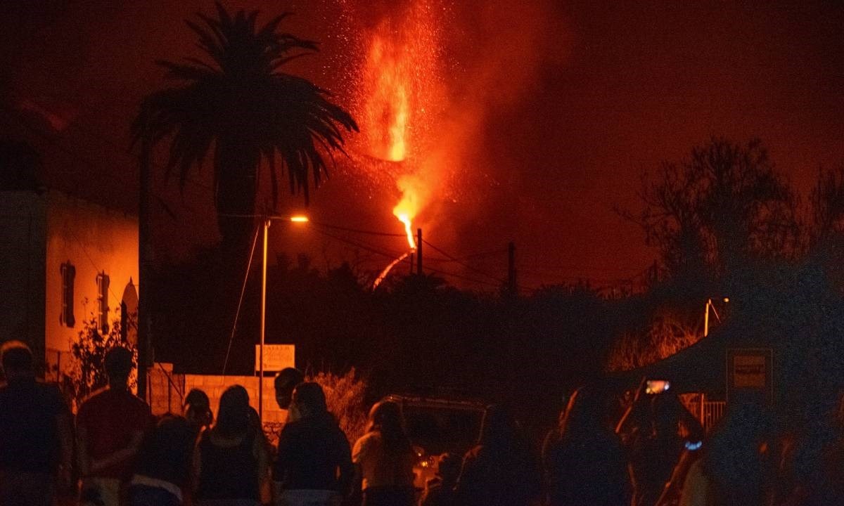 Predsjednik Kanara: Ne nazire se kraj erupciji vulkana na La Palmi