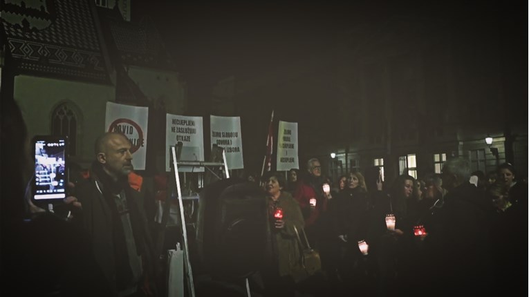 VIDEO Prosvjed protiv mjera u Zagrebu trajao pola sata