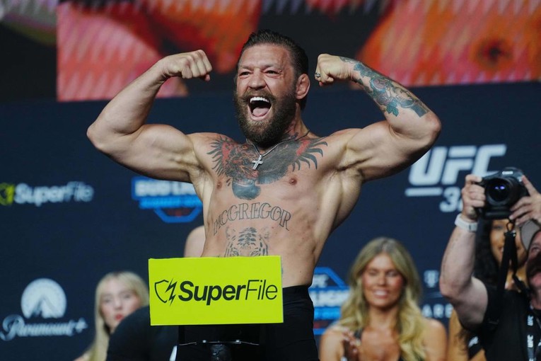 Osuđeni silovatelj McGregor se vratio. Sutra se bori u glavnoj borbi UFC-a