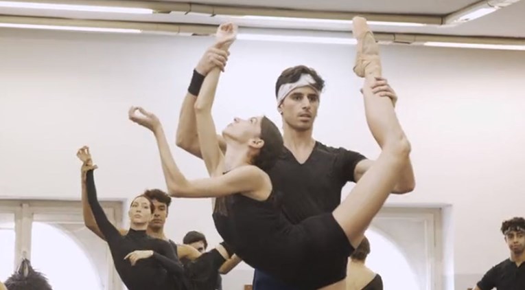 Raskošna bajka Orašar u koreografiji baletnog velikana Vladimira Malakhova