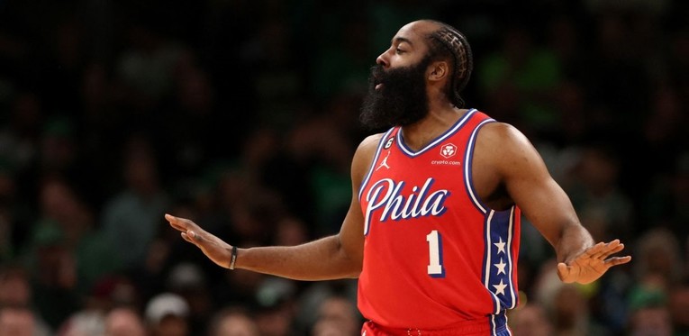 VIDEO Harden nakon trice za pobjedu i rekorda karijere otjerao suigrače u svlačionicu