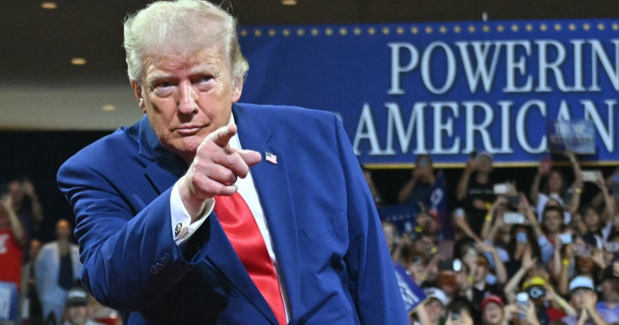 Trump uvodi nove carine za 60 zemalja. "Kaotično i bez presedana"