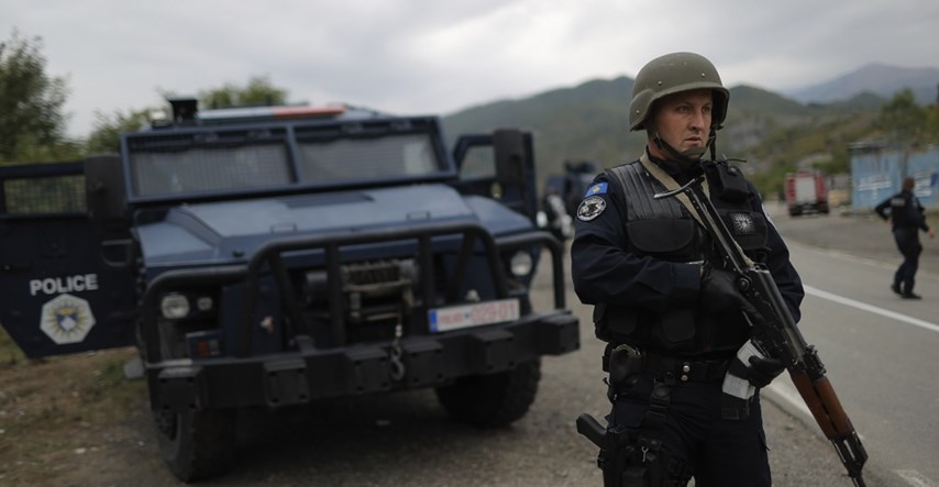 Šef EU misije na Kosovu: Napadi na policiju moraju prestati, pojačat ćemo patrole