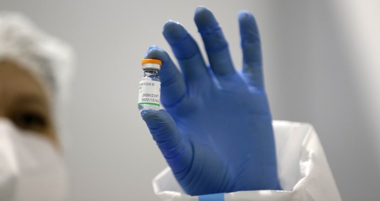 Mađarska odobrila kinesko cjepivo, prva u Europskoj uniji