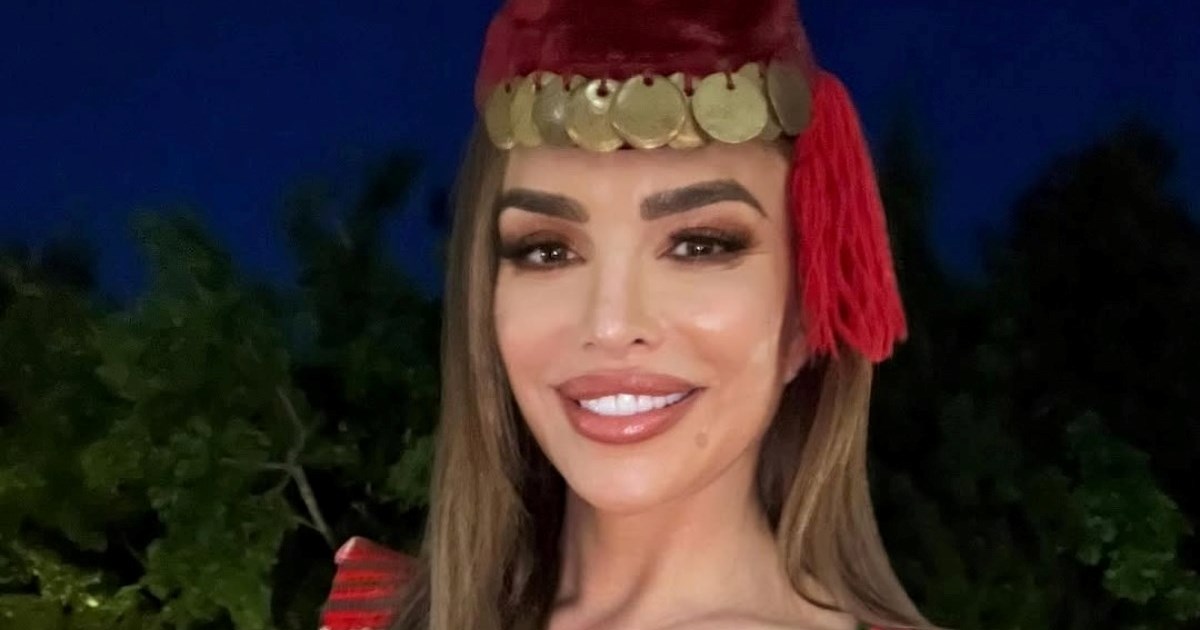 Severina za Dan nezavisnosti Crne Gore odjenula etno haljinu koja podsjeća na nošnju