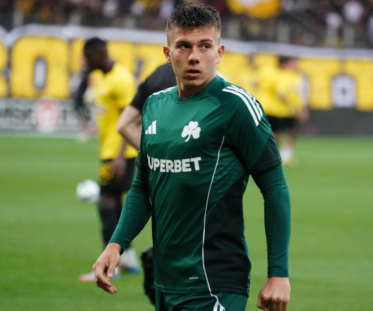 Napustio je Slaven za 5 mil. eura pa bio ignoriran. Zabio je prvi gol u novom klubu