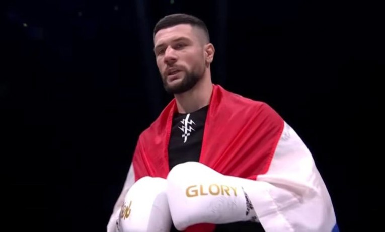 VIDEO Hrvat završio u nokdaunu pa tri puta rušio protivnika za veliki preokret
