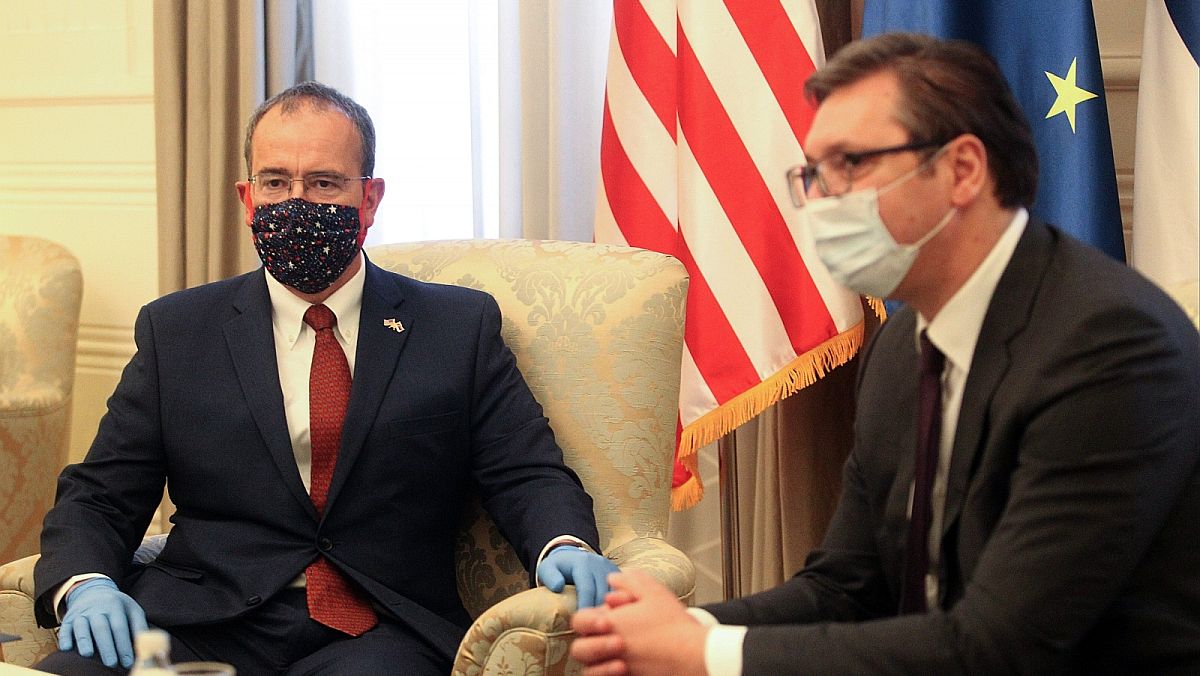 Američki veleposlanik: Srbija mora donijeti niz teških odluka