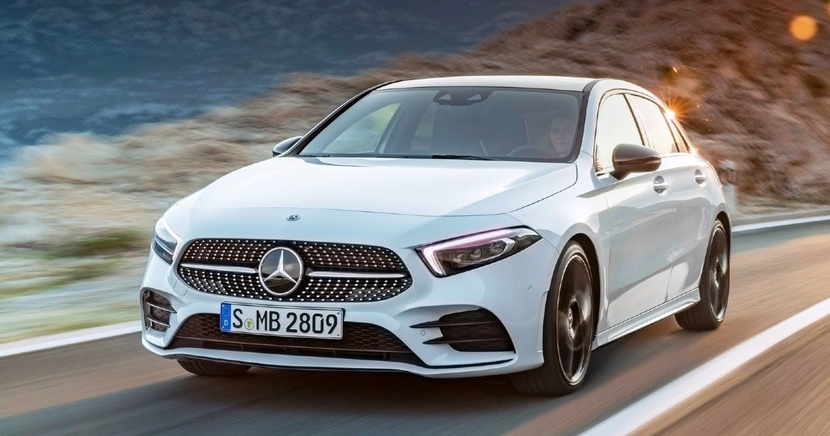 Mercedes gasi dva popularna modela