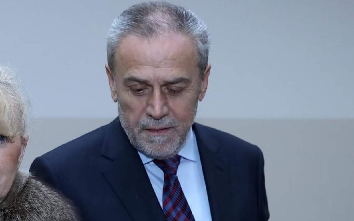 Bandić glasati došao sa suprugom koja se rijetko viđa u javnosti