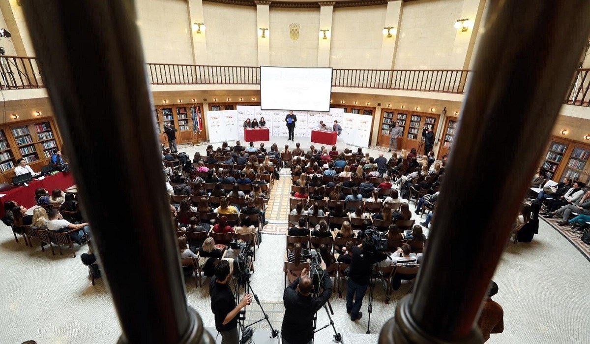 Hrvatski učenici sudjelovali u debati o cijepljenju protiv koronavirusa