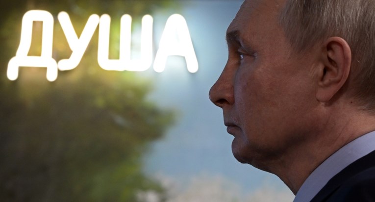 Zapad je povijesnim sankcijama pokušao slomiti Putina. Zašto nije upalilo?