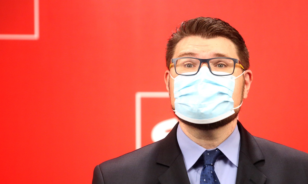 Grbin: Uvođenje propusnica je izvjesno, srljamo u najstroži lockdown u Europi