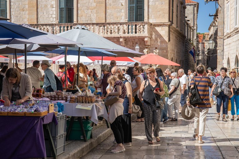 Plenković: Rezultati turizma sjajni, sad je važno da se dobro razmisli o cijenama