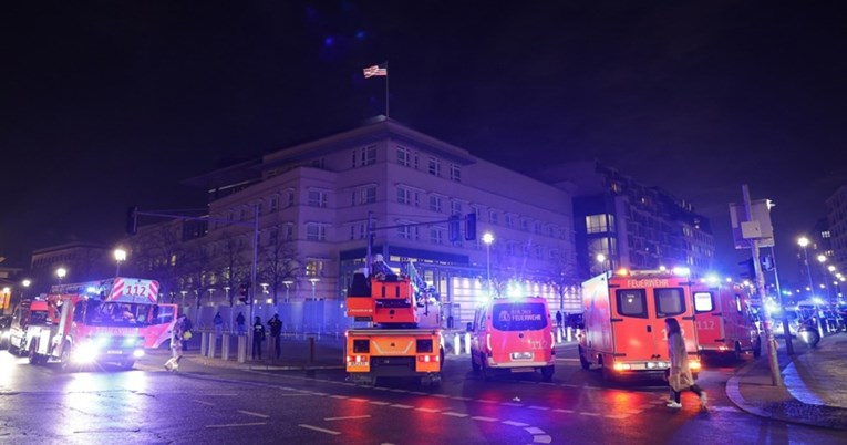 U rijeci u Berlinu pronađena bomba iz Drugog svjetskog rata. Evakuirane tisuće ljudi