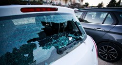 FOTO Pijani mladić u Splitu porazbijao više od 20 automobila