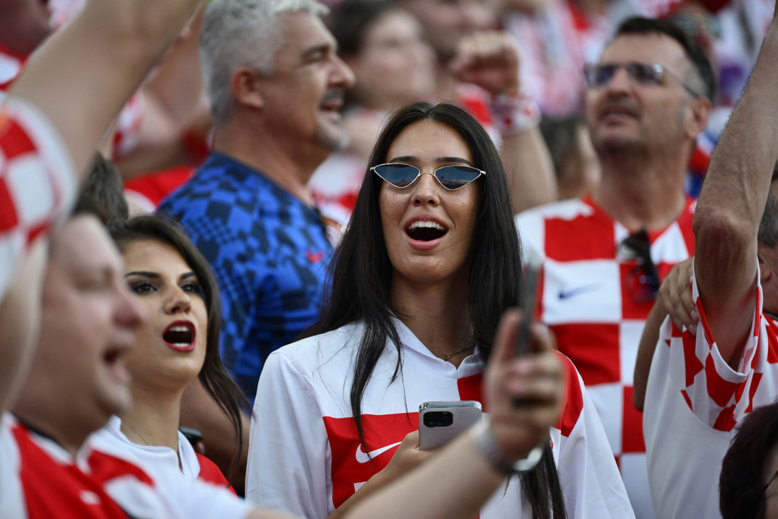 Brineta na utakmici Hrvatske ukrala pažnju. Naočale su joj fantastične