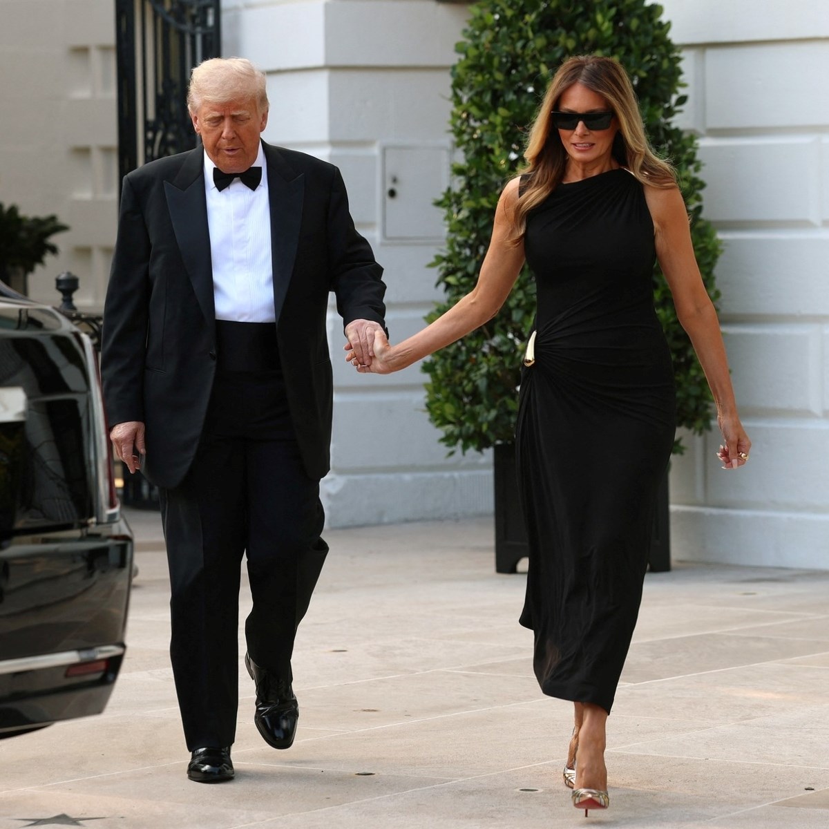 Melania Trump u uskoj haljini i Louboutin štiklama koje su ukrale pažnju
