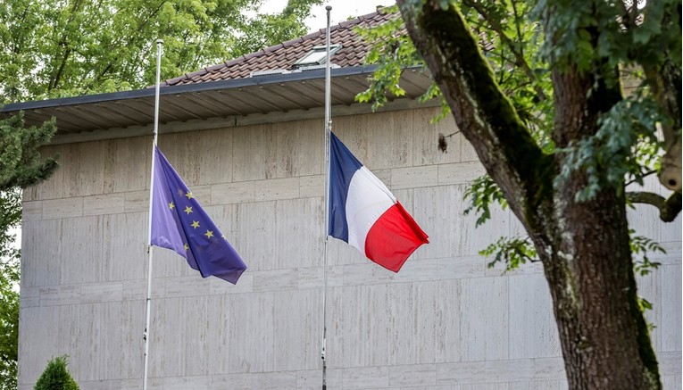 Štrajkaju francuski diplomati