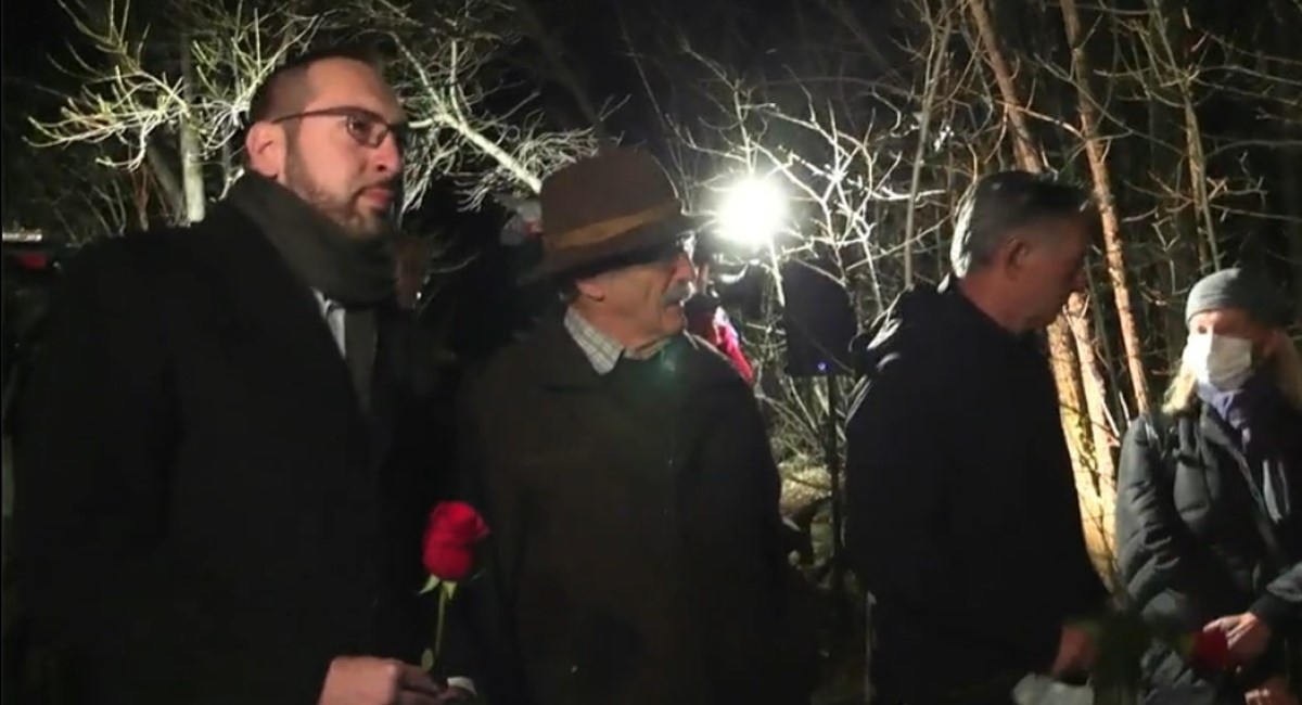 Tomašević odao počast obitelji Zec: Sramotno je da nijedan gradonačelnik nije bio tu