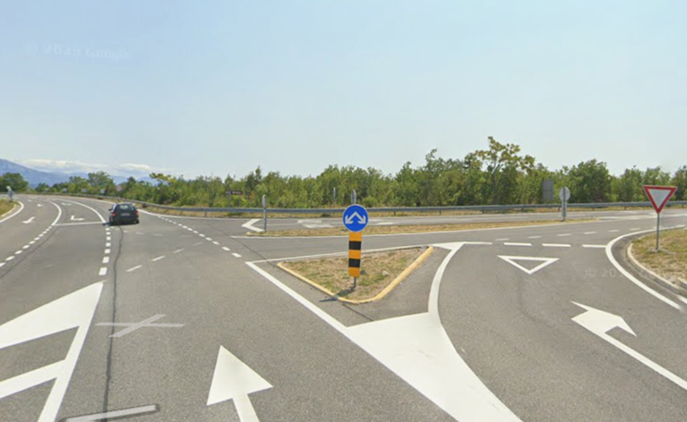 U nesreći kod Knina poginuo 30-godišnjak