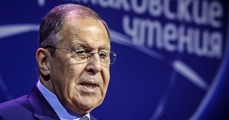 VIDEO Lavrov: Bio sam u WC-u u Švedskoj, nemate pojma koliko je to nehumano