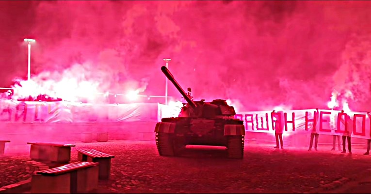 Rafalna paljba ispred tenka na Marakani zbog problema Zvezde koji ima i Dinamo