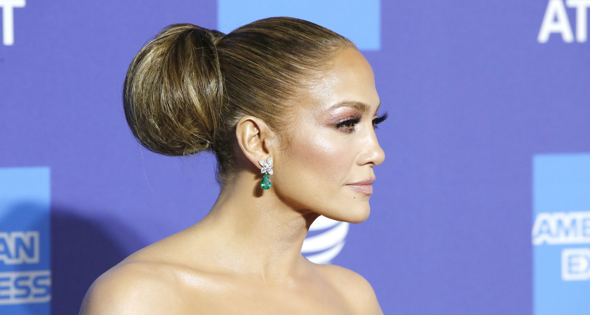 J.Lo je pokorila prvi crveni tepih u godini u spektakularnoj cvjetnoj haljini