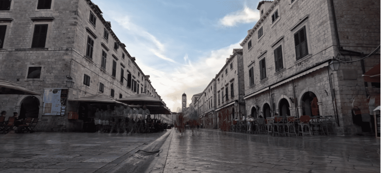 Dubrovnik dilema: Grad svjetske baštine ili prenapučena turistička zamka?