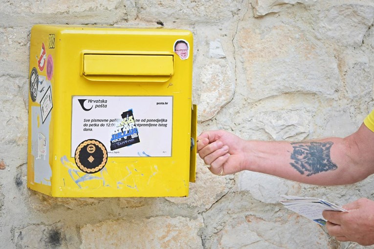 Gotove prijave za raznošenje pošte susjedima. HP: Javilo se preko 1000 ljudi