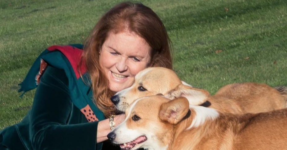 Sarah Ferguson podijelila prve fotografije s kraljičinim korgijima o kojima sad brine