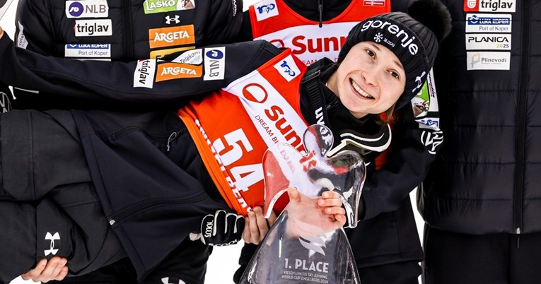Slovenka Nika Prevc (19) srušila svjetski rekord. Pogledajte čudesan skok