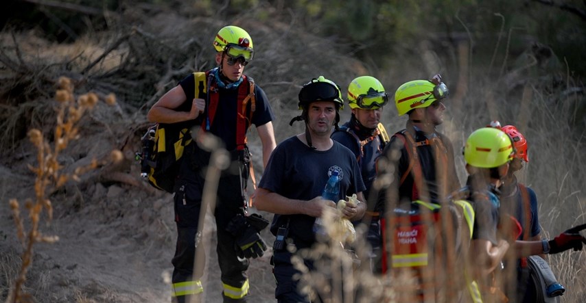 U grčkom Evrosu spašeno 25 migranata od požara