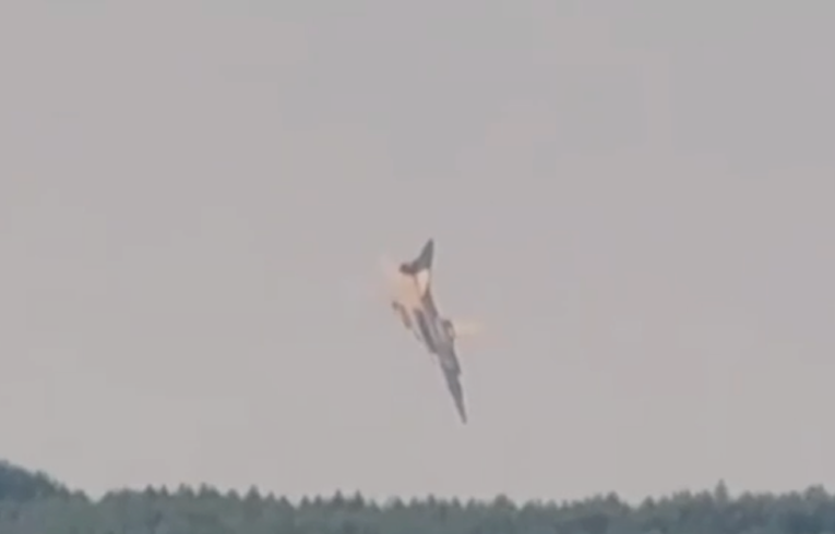 Srušio se ruski supersonični bombarder, pogledajte snimke