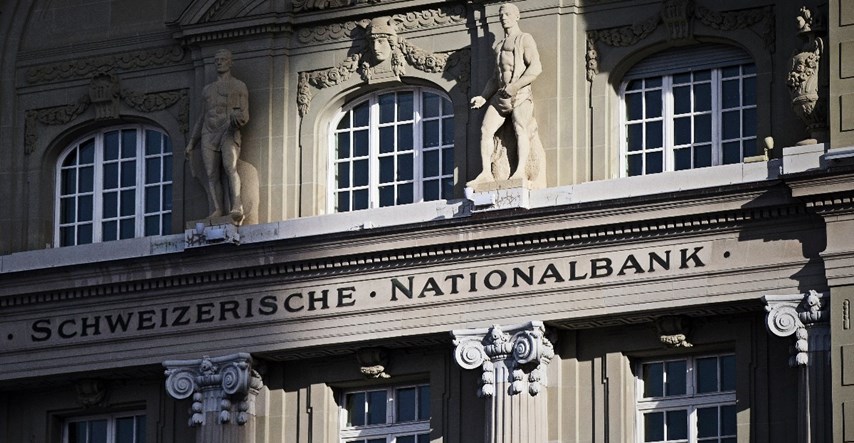 Švicarska središnja banka podigla kamatne stope prvi put od 2015.